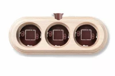 Socle 3 elements horizontale avec 1 trou en h�tre naturel de la collection Garby de Fontini (30833812)