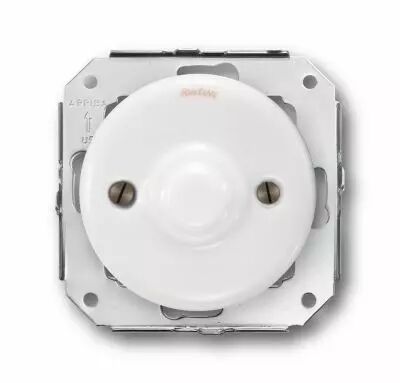 Couvercle aveugle  en porcelaine blanche de la collection Garby Colonial de Fontini (31656172)