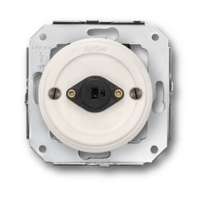 Prise pour hautparleur blanc de la collection Garby Colonial de Fontini (31905052)