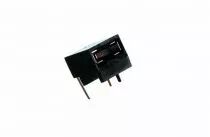 Douille carrée en polycarbonate noir pour lampe culot verre W2,1D, implantation à 90° sur circuit imprimé (126505)