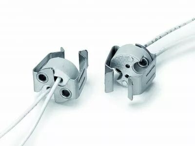 Douille st�atite GU5,3 24V 10A T300�C, montage avec vis M3, c�ble silicone T180�C 125mm, et �querre de maintien de la lampe (126