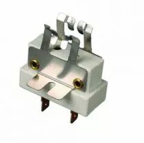 Adaptateur pour lampes GX16D vers GY9,5 ou GZ9,5, 250V 8A (127202)