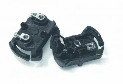Pastille de douille E27 thermoplastique 250V 2A T210�C noire, connexions � vis pour c�ble de 0,5 � 2,5mm,� (140569)