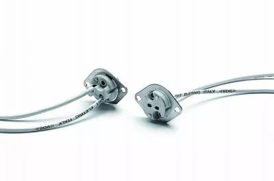 Douille st�atite G4/GU5,3/G6,35 avec �querre 24V 10A T300�C, c�ble T180�C 125mm, fixation par �querre m�tallique pour vis M3 (14