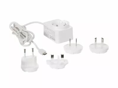 Chargeur universel avec connexion micro usb - 5 vcc - 2.5 a - avec 4 fiches de voyage (PSS6EUSB38WT)