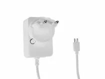 Chargeur universel avec connexion micro usb - 5 vcc - 2.5 a - avec 4 fiches de voyage (PSS6EUSB38WT)