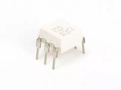 4n35 opto cp - vcc=3550 - ctr >100 (4N35)