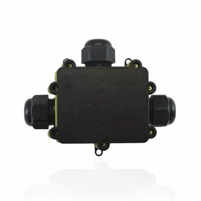 BOITE DE DERIVATION ETANCHE 3 ENTREES IP68 (7231)