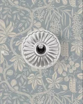 Bouton poussoir Dimbler en porcelaine blanche avec d&ocirc;me charlotte et manette chrom&eacute; brillante