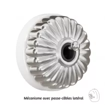 Bouton poussoir Dimbler en porcelaine blanche avec d&ocirc;me charlotte et manette chrom&eacute; brillante porcelaine blanche, avec passe-c&acirc;b