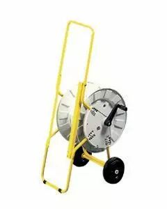 Chariot en tube m�tallique peint en jaune avec roulettes pour q-din 14/20 modules