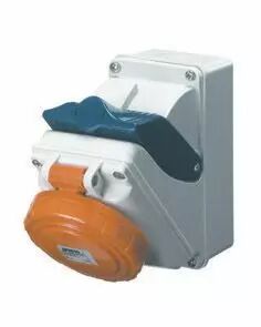 Combibloc avec fond - ip55 - 2p+t 16a 230v 6h