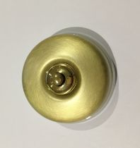 Dimbler bouton poussoir en métal couleur dorée satinée, corps en porcelaine blanche (60310592)
