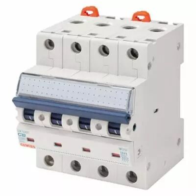 Disjoncteur magn�tothermique - 4p courbe c 13a 230v 10000a (en60898) 25ka (en60947-2) / 400v 10000a (en 60898) 15ka(en60947-2) -