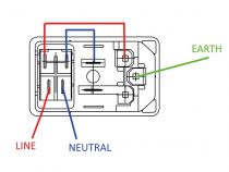 Embase male clipsable pour chassis - avec interrupteur & porte-fusible (PSCM4)