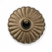 Interrupteur va-et-vient Dimbler en porcelaine blanche avec d&ocirc;me charlotte bronze ancien et manette laiton vieilli porcelaine bl