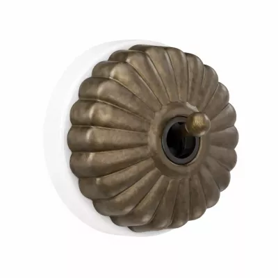 Interrupteur va-et-vient Dimbler en porcelaine blanche avec d�me charlotte bronze ancien et manette laiton vieilli