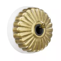 Interrupteur va-et-vient Dimbler en porcelaine blanche avec d&ocirc;me charlotte dor&eacute;e satin&eacute;e et manette dor&eacute;e brillante