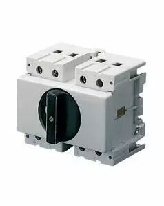 Interrupteurs rotatifs - fixation sur rail din - poign�e noir - 3p 4m en50022  32a - ip65