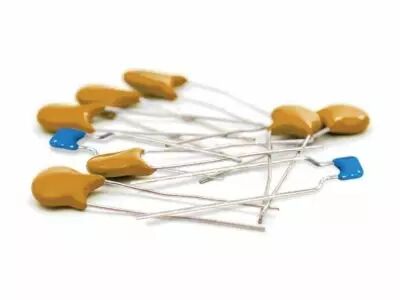 Jeu de condensateurs c�ramiques (K/CAP1)