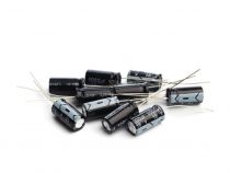 Jeu de condensateurs électrolytiques (K/CAP2)