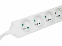 MULTIPRISE &Agrave; 4 PRISES - C&Acirc;BLE DE 5 m - BLANC (EB4WN-5)