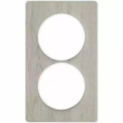 Odace touch, plaque noyer avec liser� blanc  2 postes verticaux 57 mm