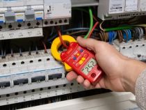 Pince Ampèremétrique - Cat Iii - 600 V - Avec Fonction Data-Hold (DCM100)