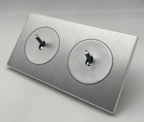 Plaque 2 postes Métal aluminium brossé - Collection DOM de Fontini (85802121)