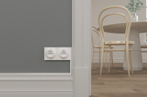 Prise de courant double 2P+T blanche monobloc de la collection Neo de Fontini (28228052)