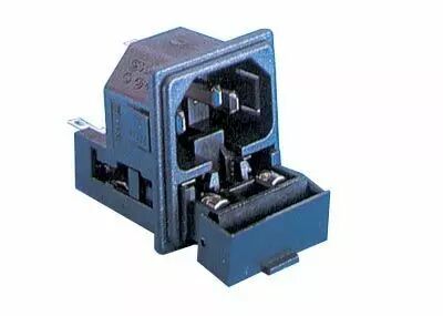 Prise iec chassis male 2 poles + terre 2 fusibles tir e1,5 c6,3
