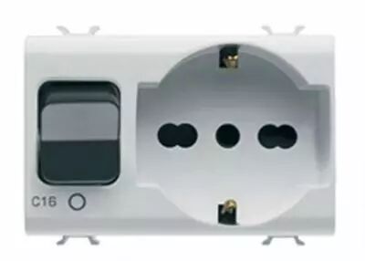 Prise interverrouill� - 2p+t 16a - p30-p17 - avec disjoncteur magn�tothermique 1p+n 16a - 230v ac - 3 modules - blanc - chorus
