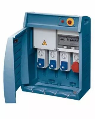 Q-box 4-63 avec bornier d\'alimentation - c�bl� - 2 prises 2p+t 16a + 3 prises 3p+t 16a - ip55