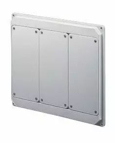 Qmc125-200 - panneau pr�d�coup� pour montage prises - 3 prises verticales 16/32a ip55 - blanc