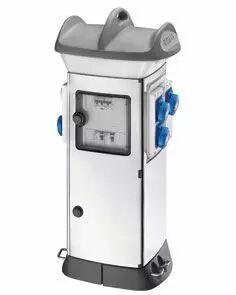 Qmc63x - c�bl� - pour campings - � duex faces - 6 prises 2p+t 16a