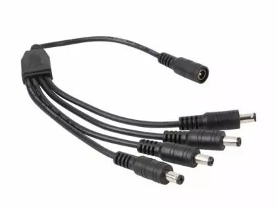 R�partiteur cc avec 4 x connecteur m�le - 1 x connecteur femelle (LCON33)