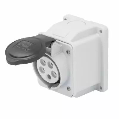 Socle de prise en saillie � 10� prot�g� - 3p+t 16a 500v 7h (GW62410)